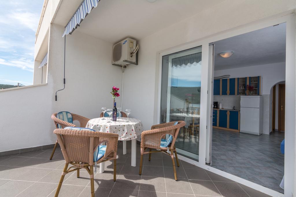 Apartments Mirko Vinišće Dış mekan fotoğraf