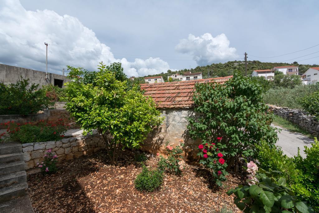 Apartments Mirko Vinišće Dış mekan fotoğraf