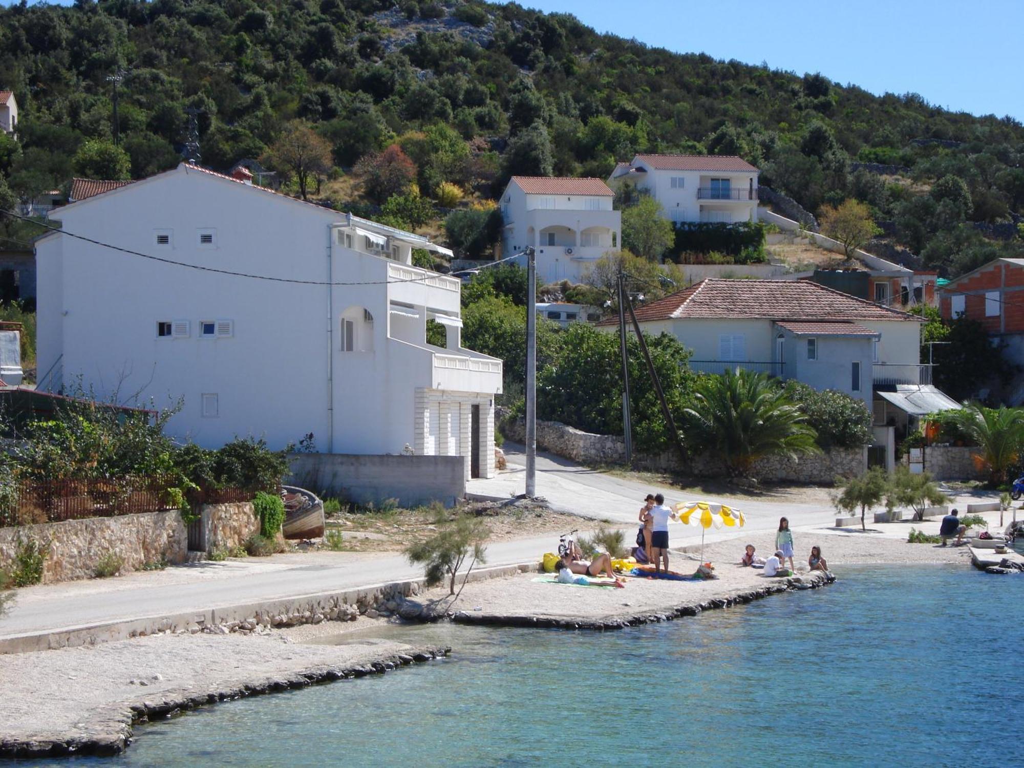 Apartments Mirko Vinišće Dış mekan fotoğraf